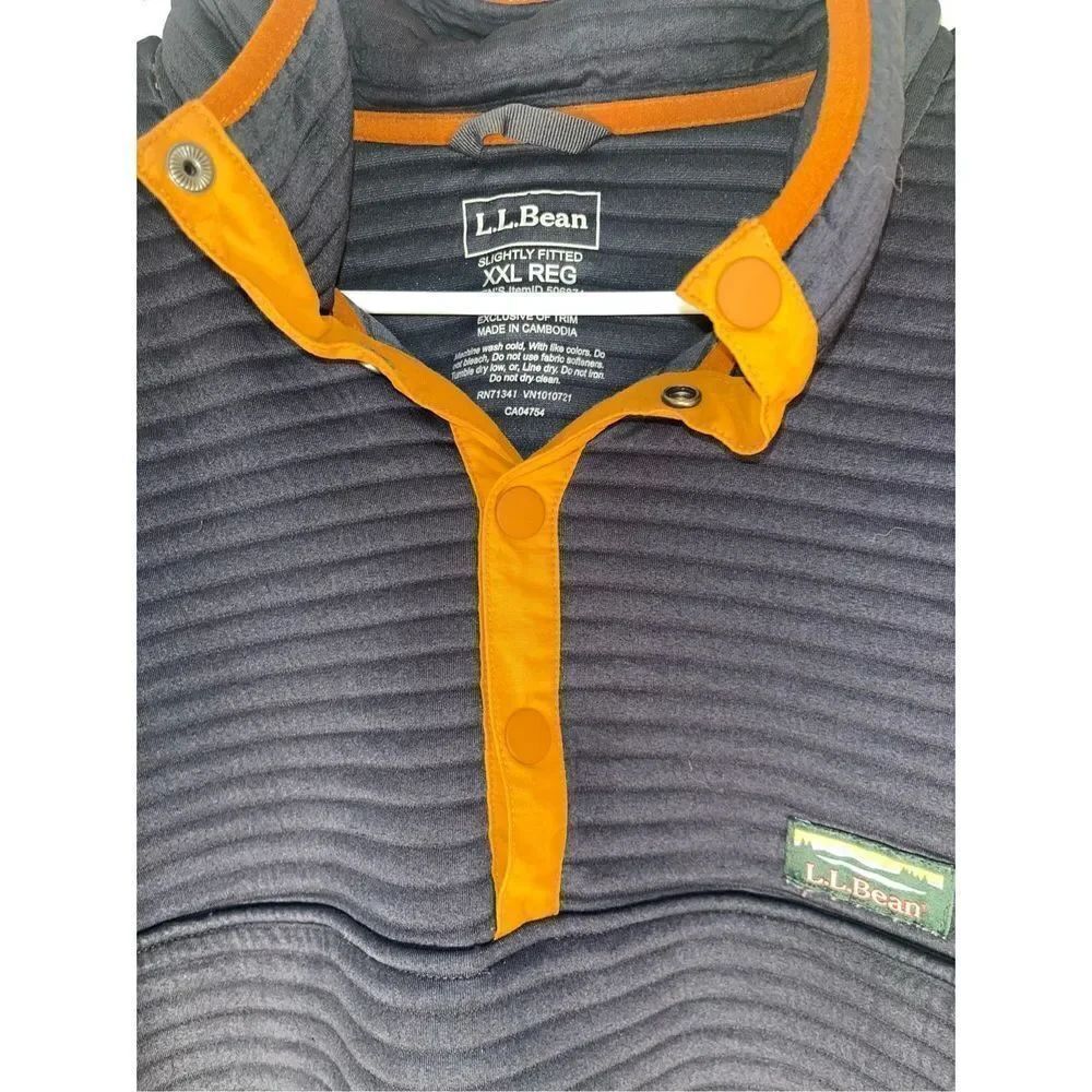 L.L Bean pullover sweatshirt - Picture 6 of 10